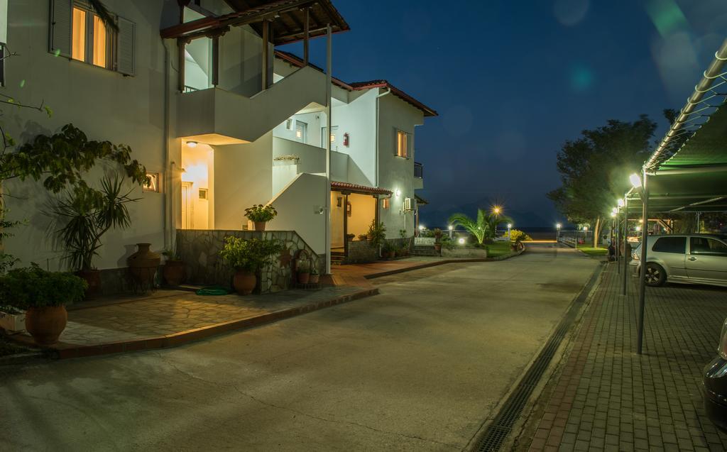 Linaraki Studios & Apartments Sikia Halkidiki エクステリア 写真